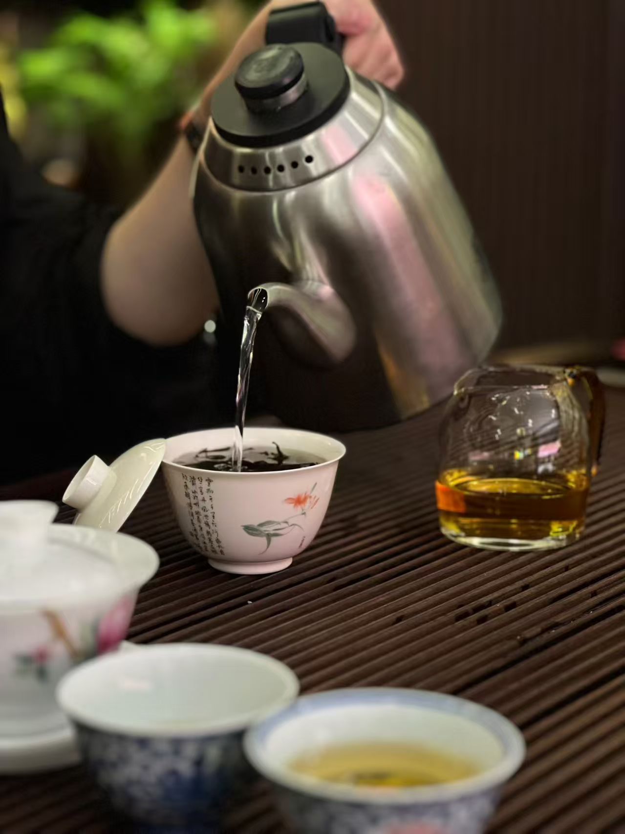 山韵野生古树(滇红) 茶汤